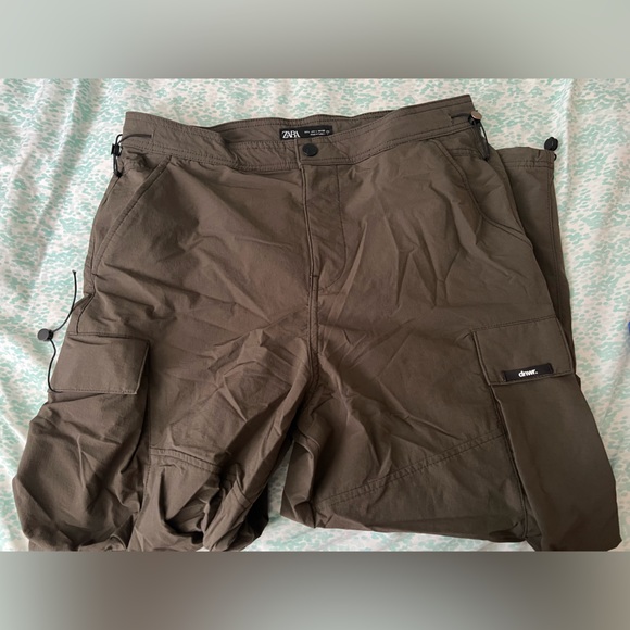 Zara men joggers size L